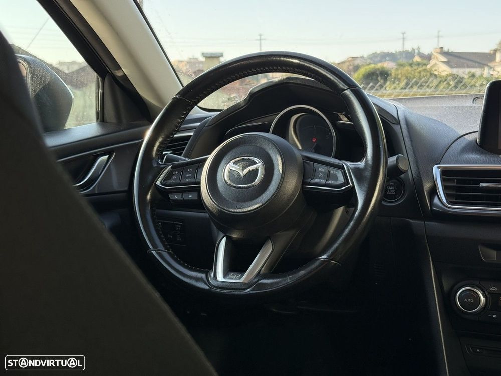 Mazda 3 1.5 Sky-D Excellence Navi - 10