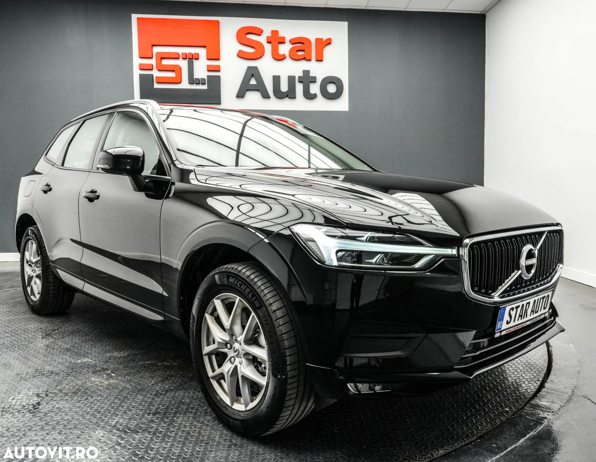 Volvo XC 60 D4 Momentum Pro - 4