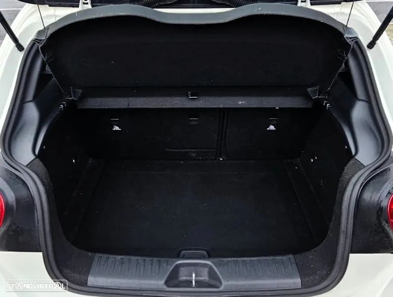 Mercedes-Benz A 180 d Urban - 15