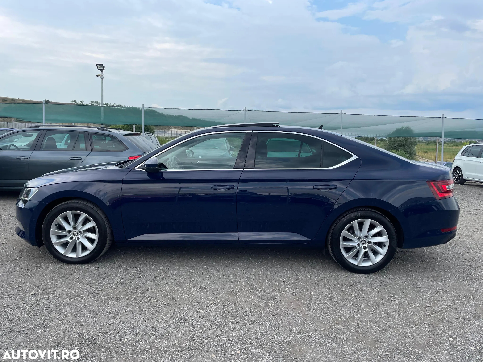 Skoda Superb 2.0 TDI DSG Style - 7
