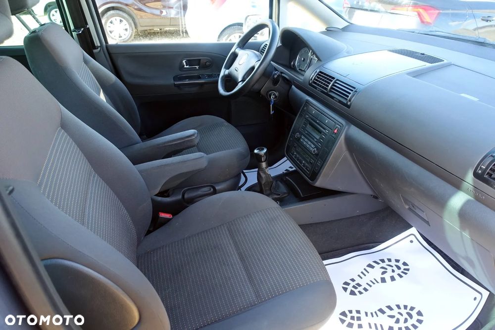 Seat Alhambra 2.0 TDI Reference - 12