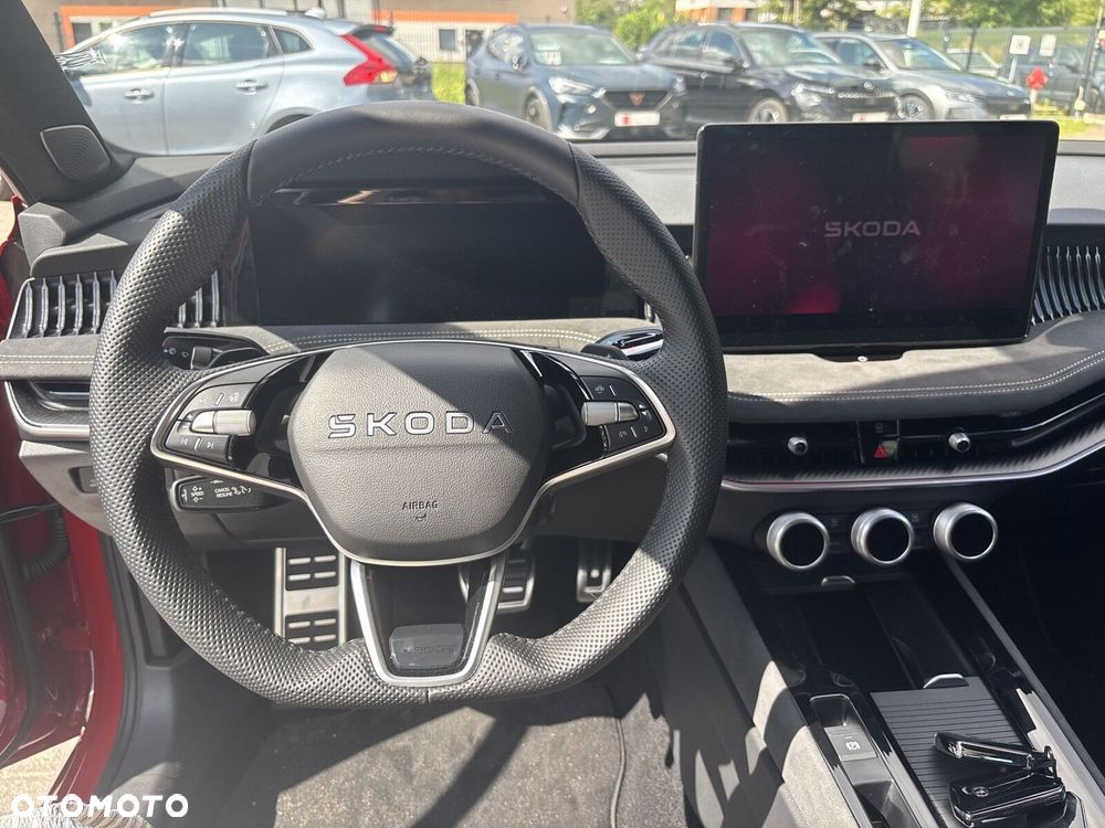 Skoda Superb 2.0 TDI SCR 4x4 Sportline DSG - 11