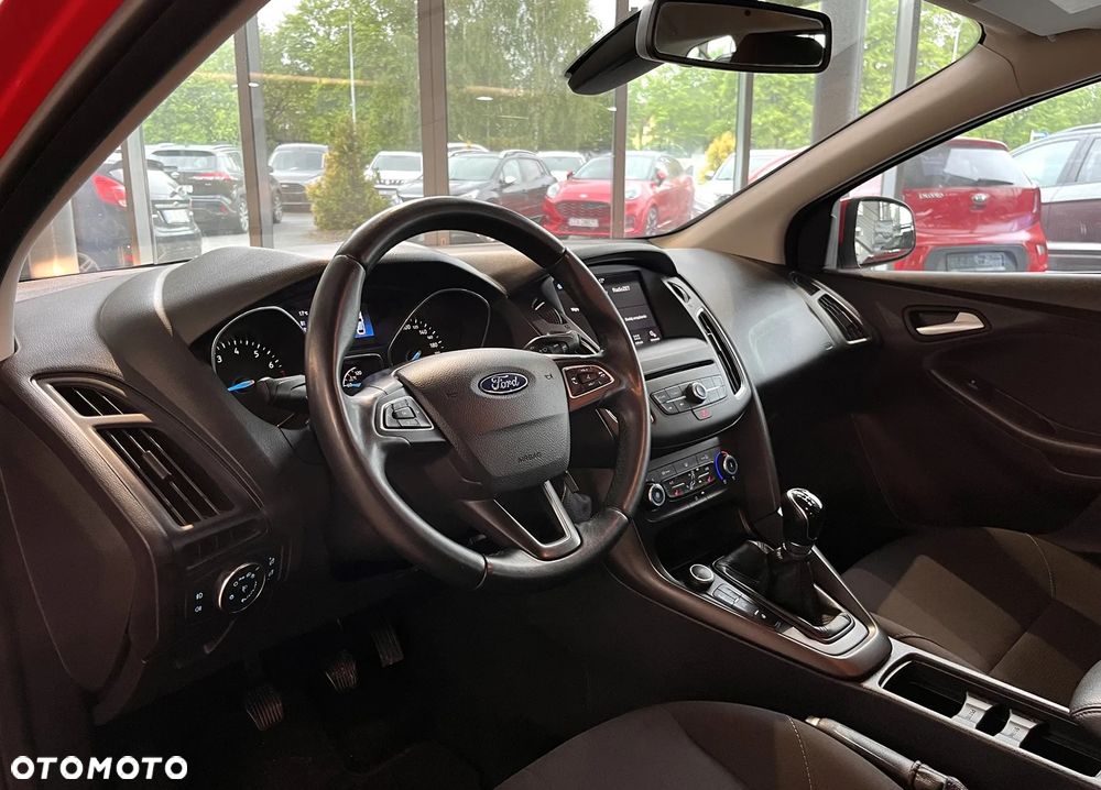Ford Focus 1.0 EcoBoost 99g Titanium - 11