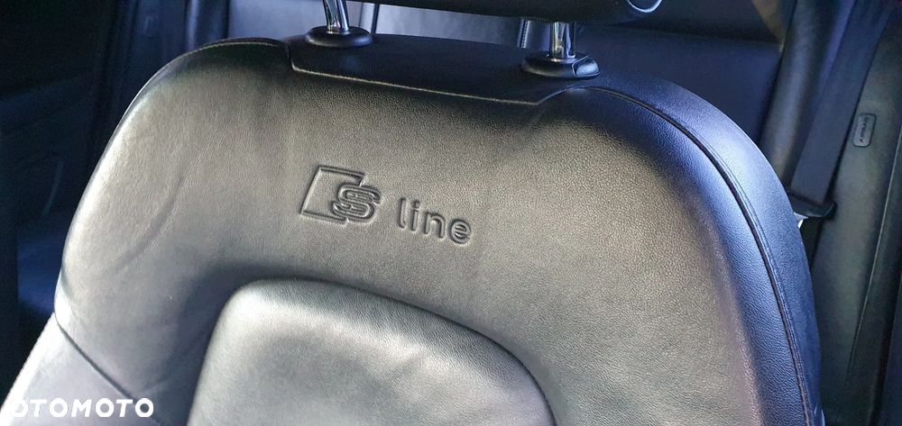 Audi A3 Sportback 3.2 quattro (DSG) S tronic S line Sportpaket plus - 32