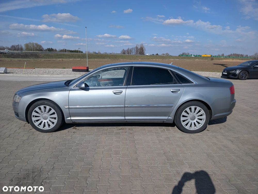 Audi A8 4.2 FSI L Quattro - 6