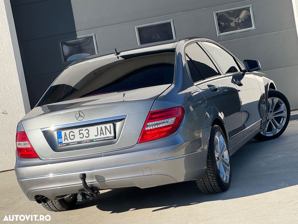 Mercedes-Benz C - 3