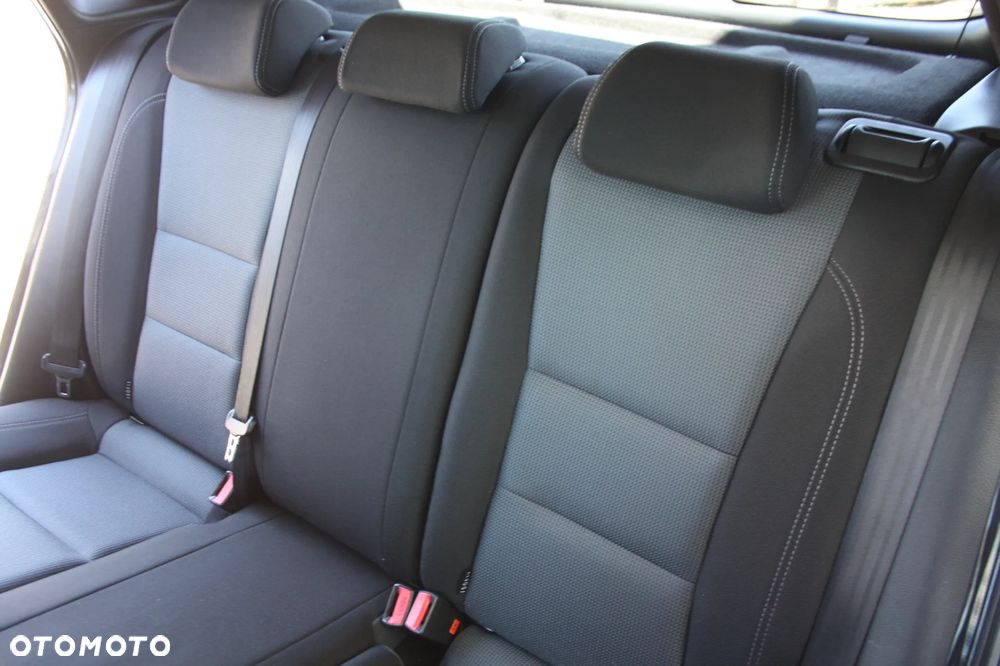 Hyundai i30 1.4 Advantage - 11