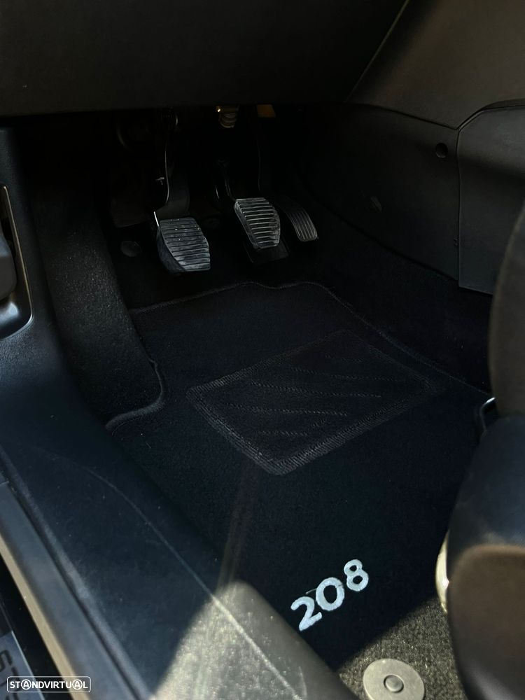 Peugeot 208 1.2 PureTech Active - 25