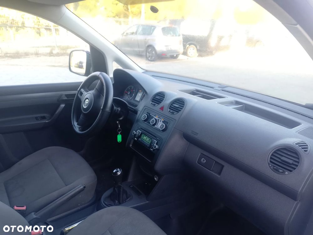 Volkswagen CADDY klimatyzacja, podgrzewane fotele, grudzień 2015 - 5