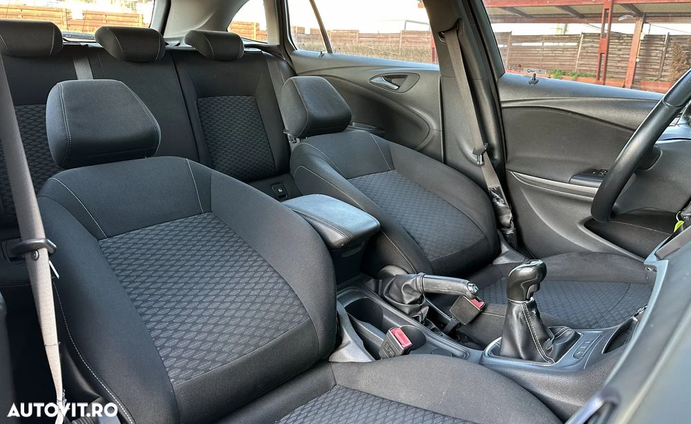 Opel Astra - 11