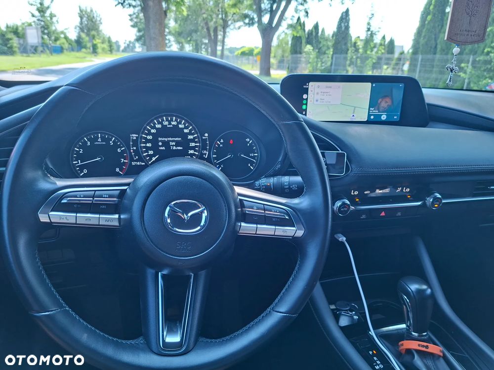 Mazda 3 - 9