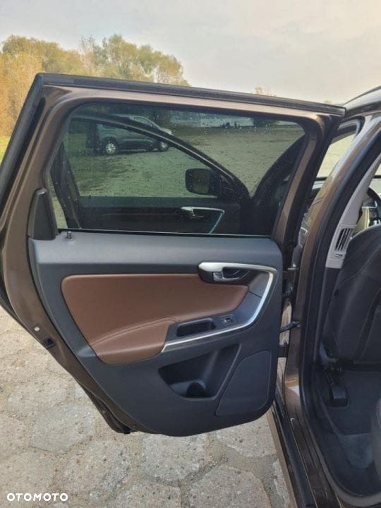 Volvo XC 60 D3 Drive-E Momentum - 13