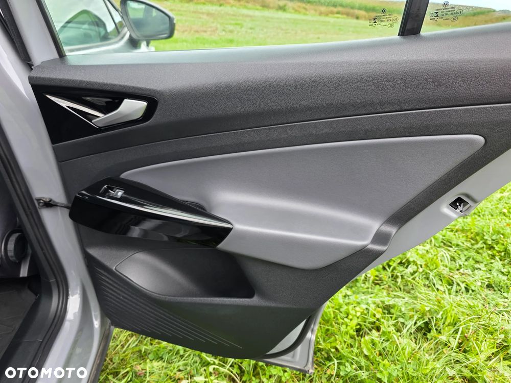 Volkswagen ID.4 - 19