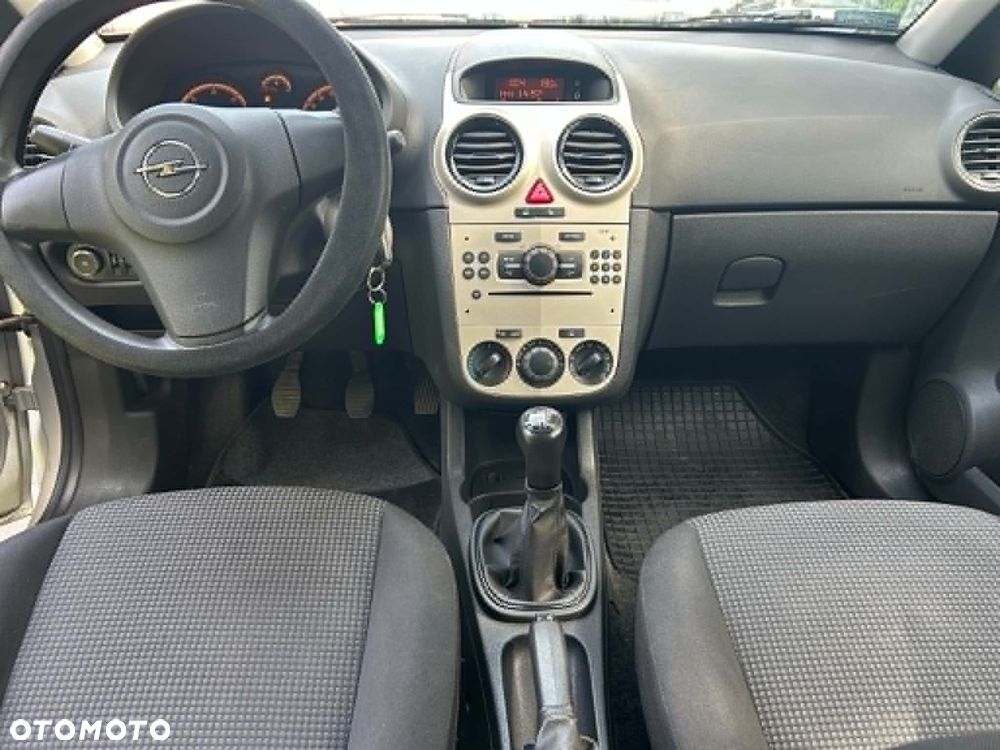 Opel Corsa - 4
