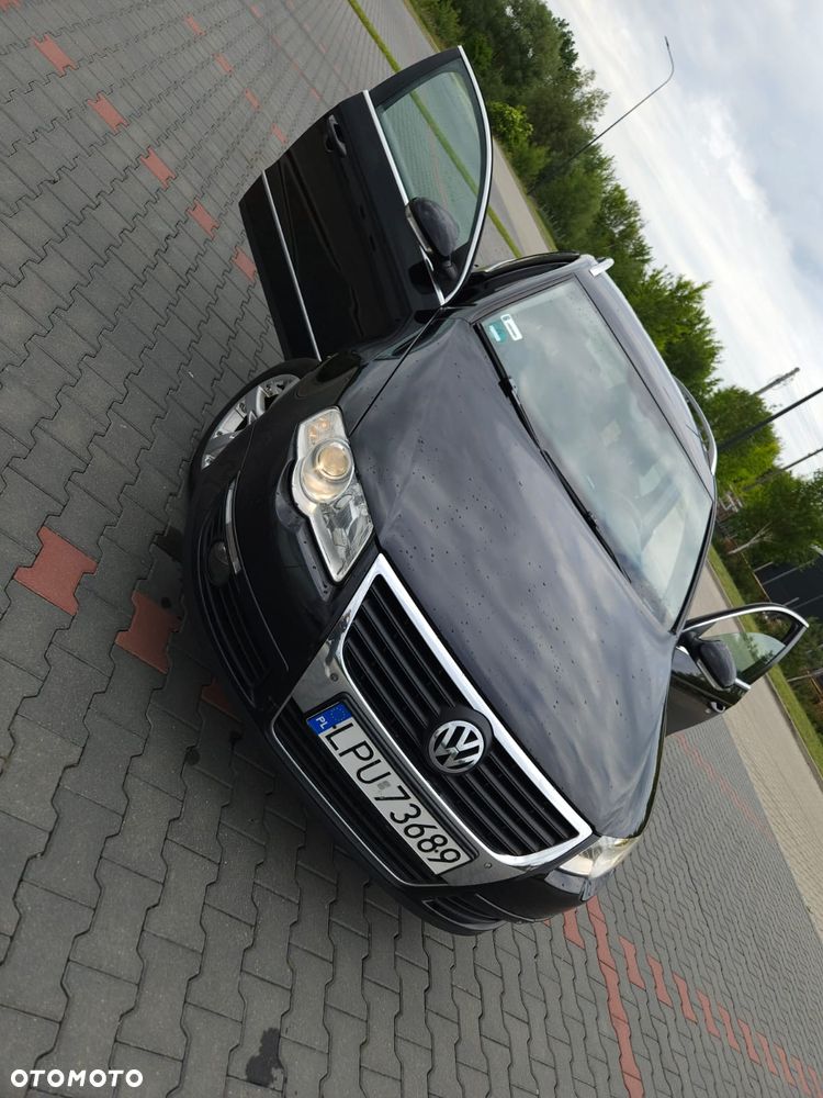Volkswagen Passat 2.0 TDI 4Mot Highline - 24
