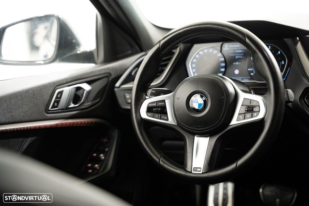 BMW 116 d Pack Desportivo M Auto - 7