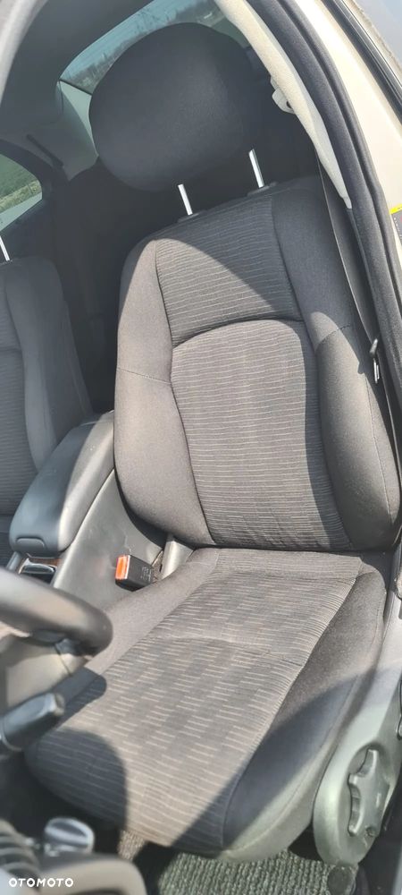 Mercedes-Benz Klasa C 200 T CDI Classic - 12