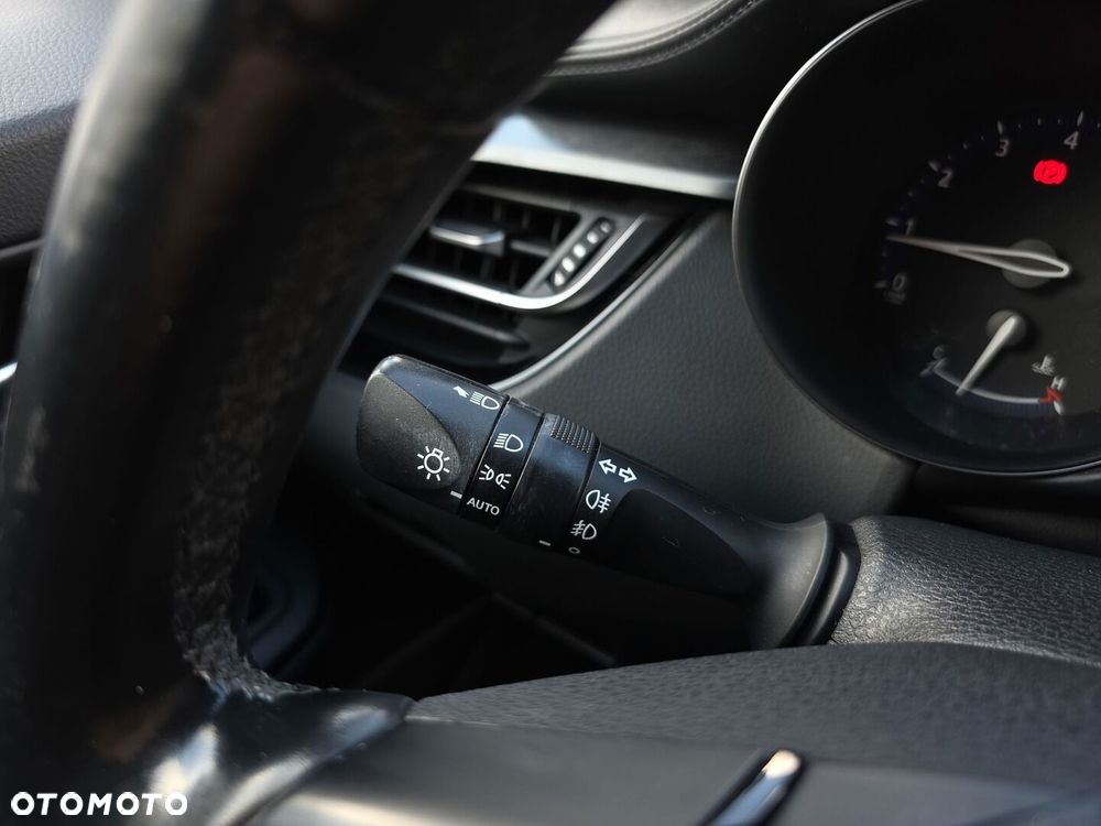 Toyota C-HR 1.2 T Premium CVT - 24