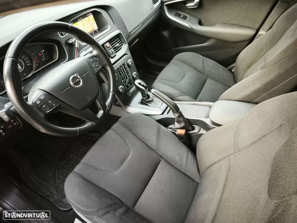 Volvo V40 Cross Country 2.0 D2 Kinetic Geartronic - 19