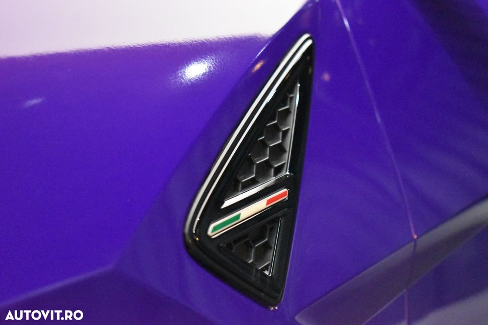 Lamborghini URUS - 14