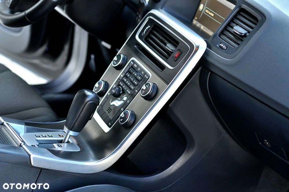 Volvo S60 D3 Geartronic Momentum - 15
