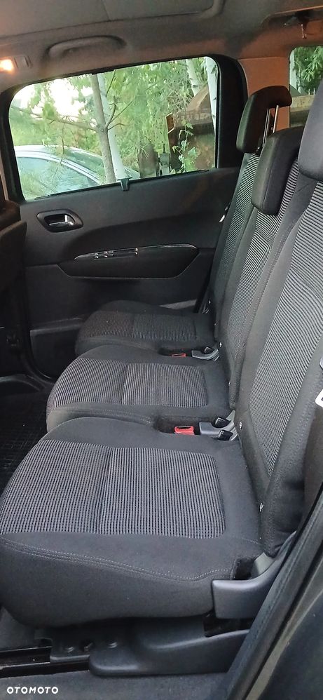 Peugeot 5008 - 6