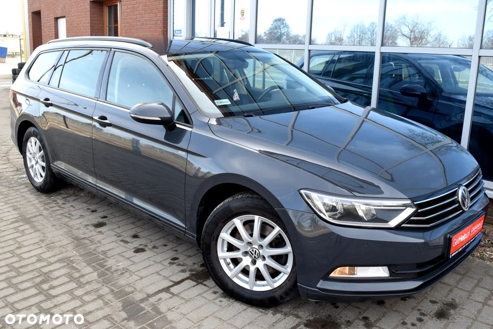 Volkswagen Passat 2.0 TDI (BlueMotion Technology) Comfortline - 1