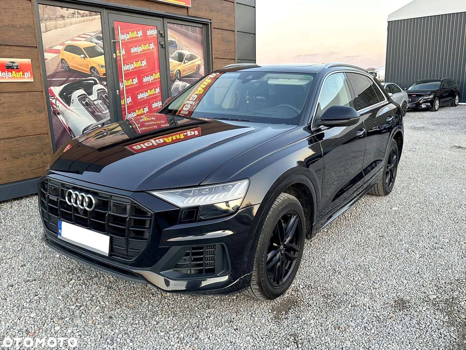 Audi Q8 55 TFSI quattro tiptronic - 3