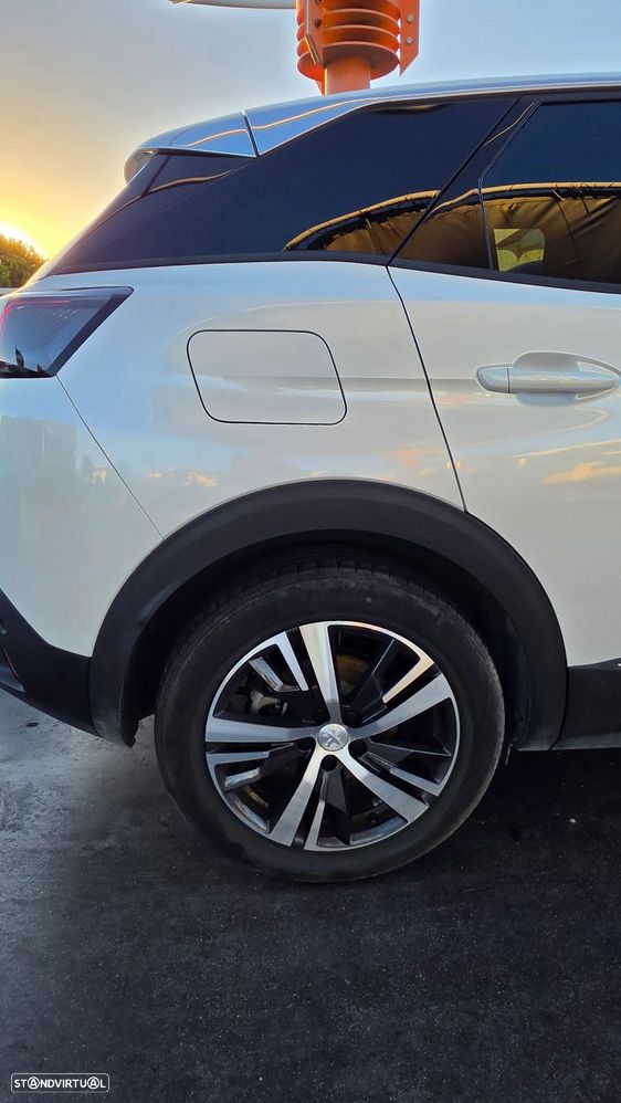 Peugeot 3008 1.6 Hybrid Allure Pack e-EAT8 - 9