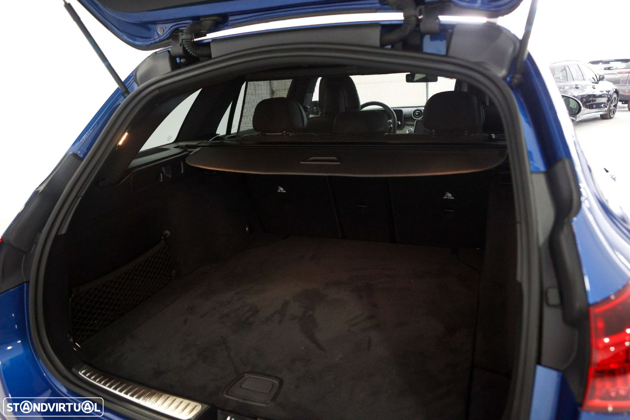 Mercedes-Benz C 220 d AMG Line - 16