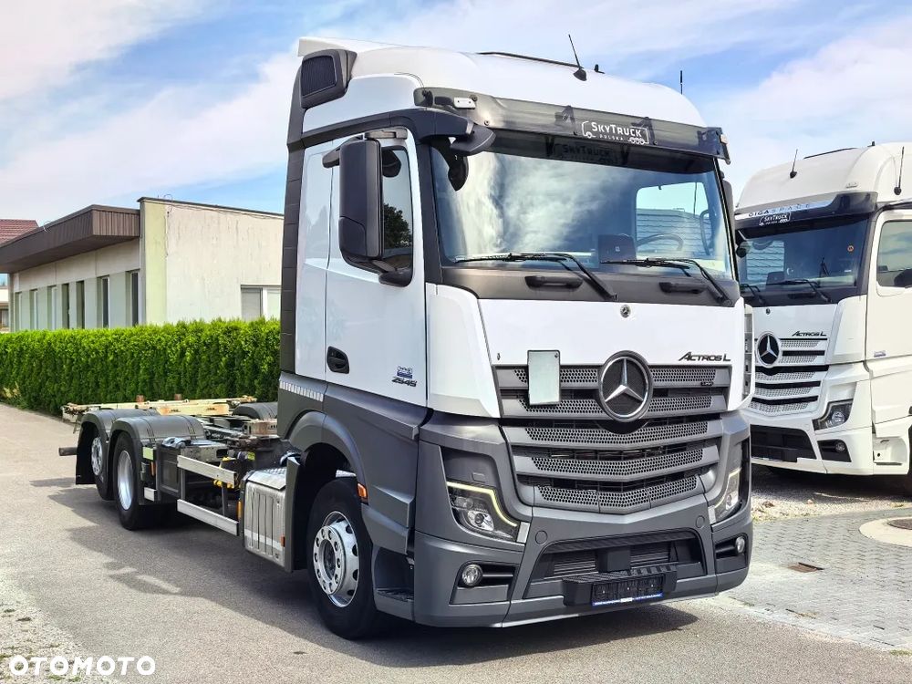 Mercedes-Benz Actros 2545 // Lusterka // Zabudowa Multi // Rozstaw 4900mm // Standard // MP5 // - 5