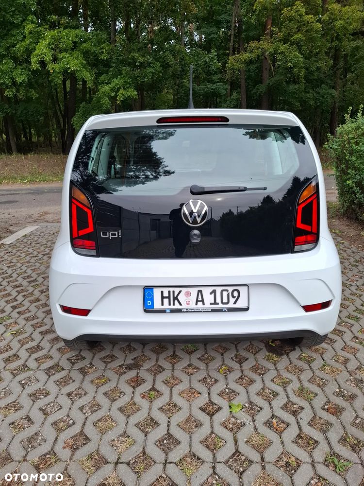Volkswagen up! 1.0 beats - 3