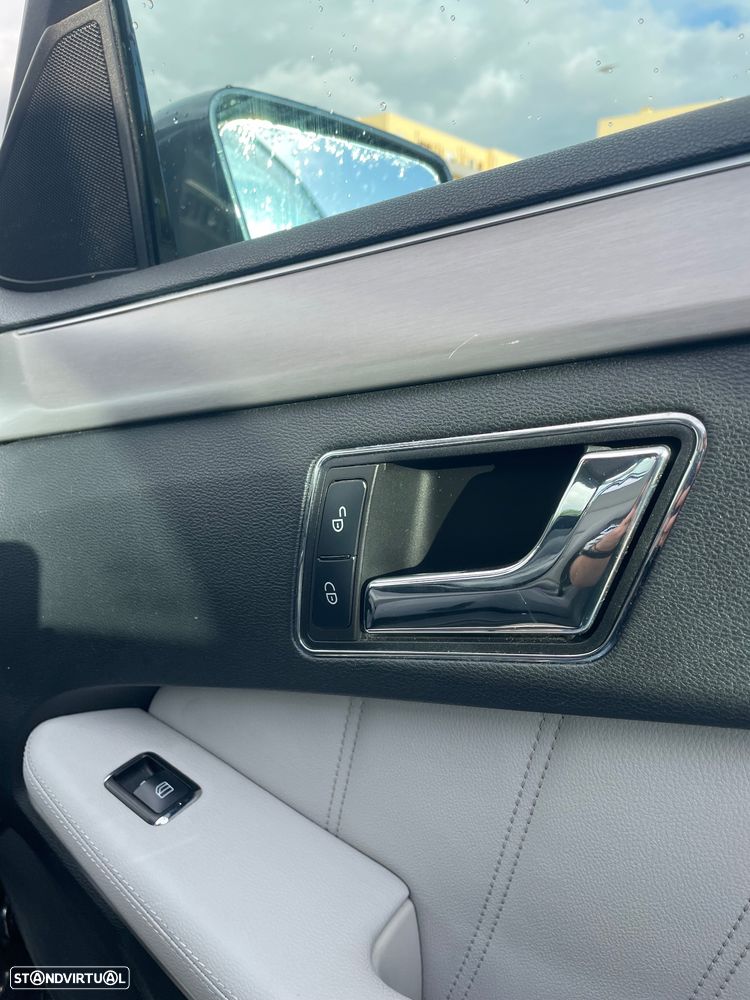 Mercedes-Benz E 250 CDi Avantgarde BlueEfficiency Auto. - 28