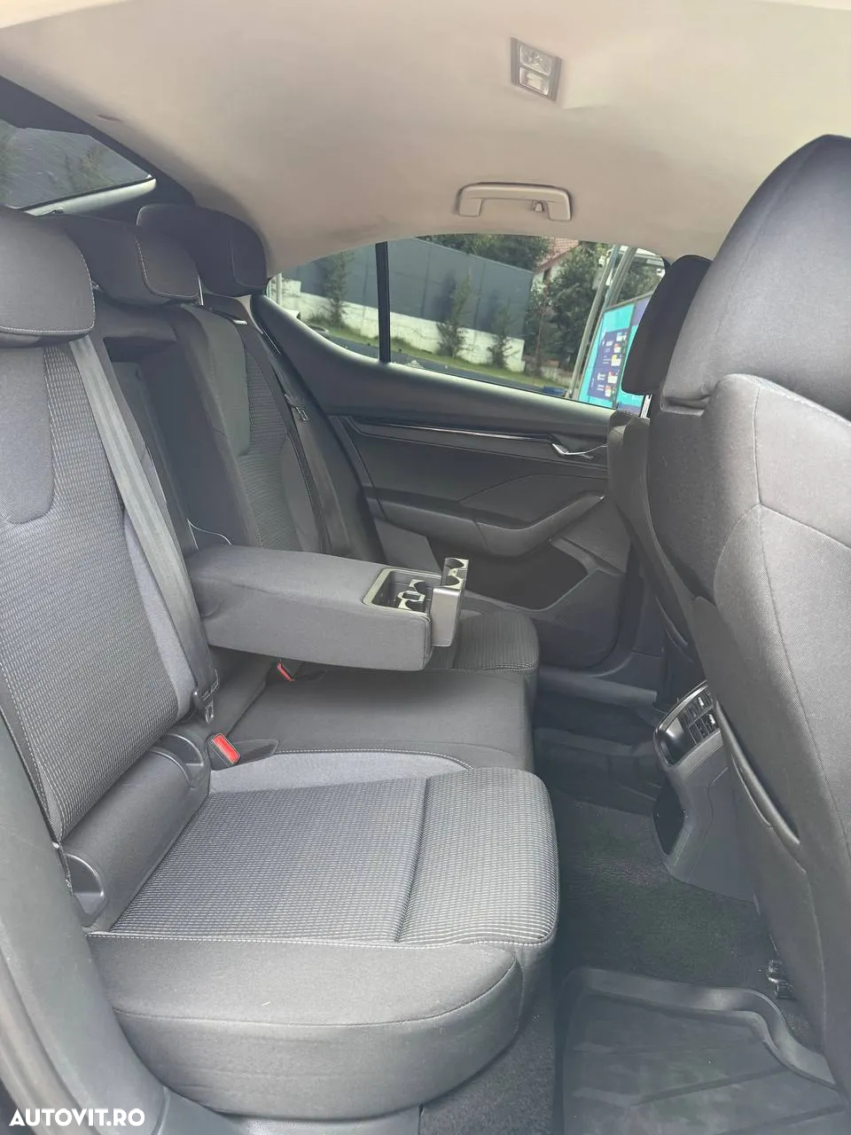 Skoda Octavia 1.0 TSI DSG Mild Hybrid Style - 8