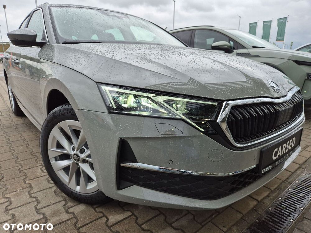 Skoda Octavia 1.5 TSI mHEV Drive Selection DSG - 11