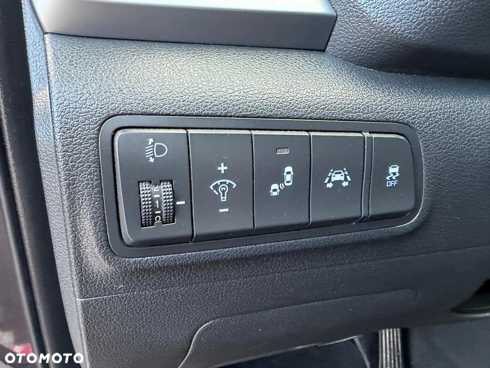 Hyundai Tucson 2.0 CRDi 4WD Automatik Style - 26