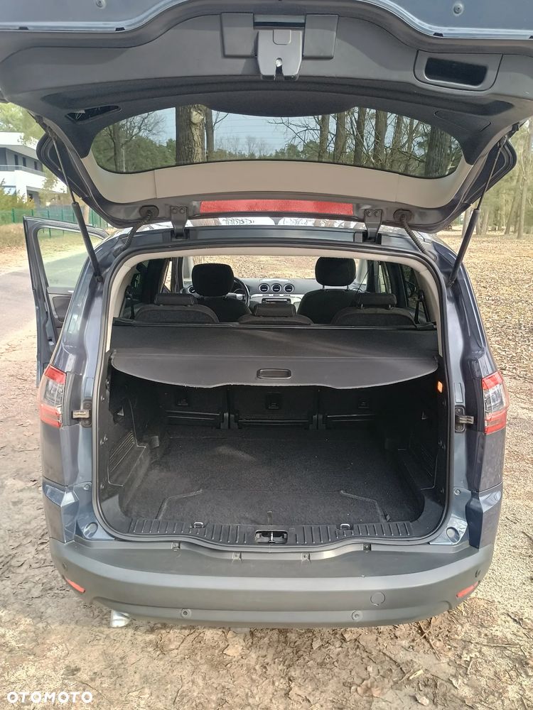 Ford S-Max - 9