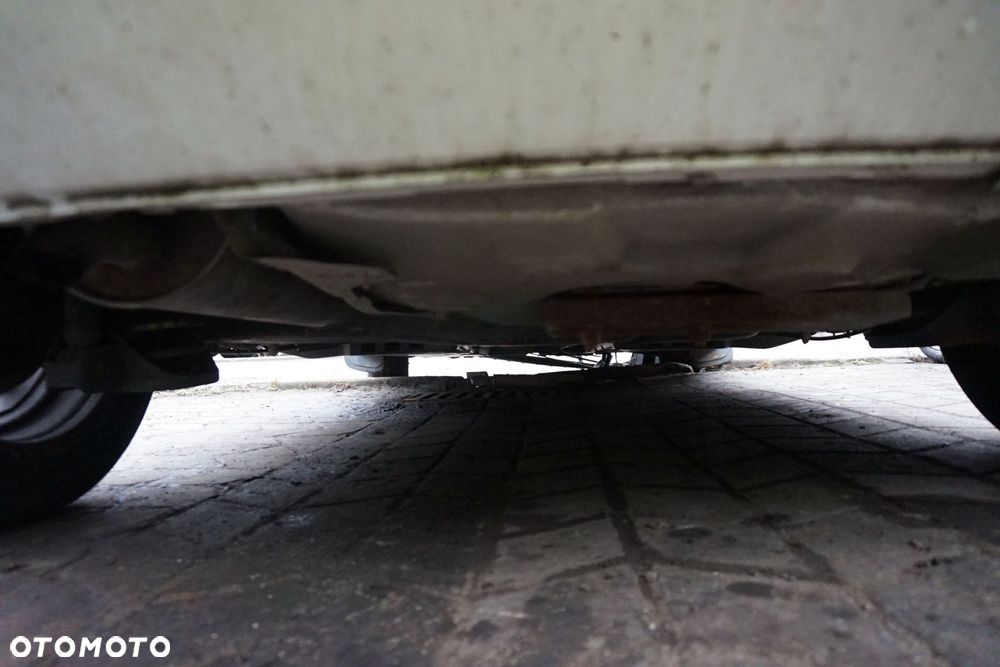 TYLNA OŚ BELKA ZAWIESZENIA FABIA III NJ3 5D HB BĘBNY SKODA 2014-2018 - 1