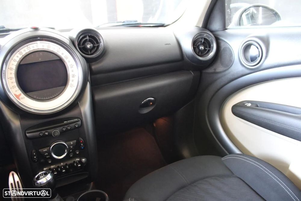 MINI Countryman Cooper SD ALL4 - 40