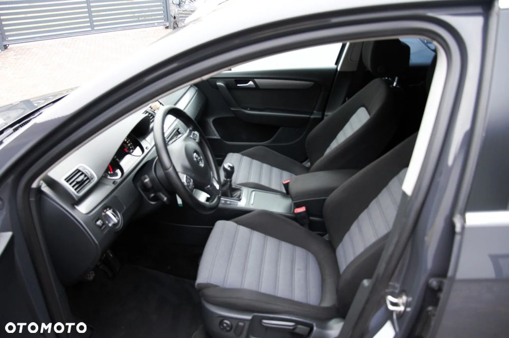Volkswagen Passat 2.0 TDI BlueMotion Technology Highline - 3