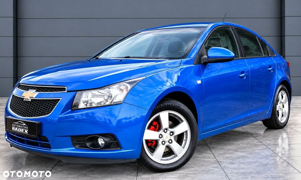 Chevrolet Cruze 1.6 LS - 28