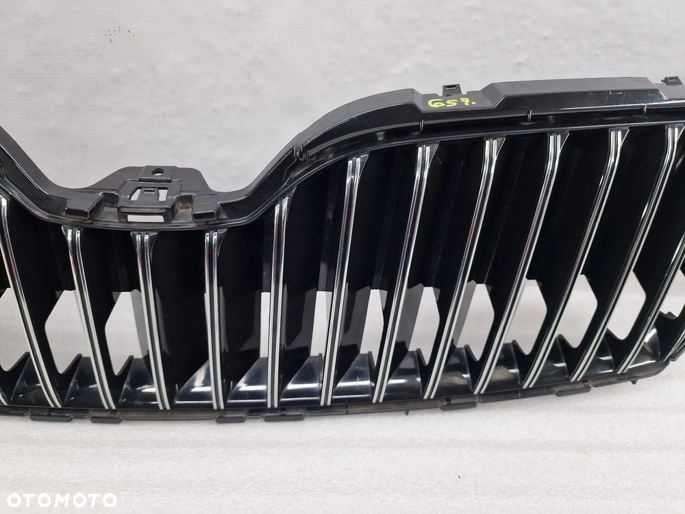 SKODA SUPERB II 2 LIFT 13- ATRAPA / GRILL PRZEDNI PRZÓD , NR 3T0853668B , NR AUKCJI GL657 - 6