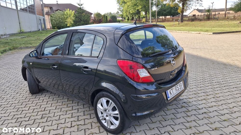 Opel Corsa - 4