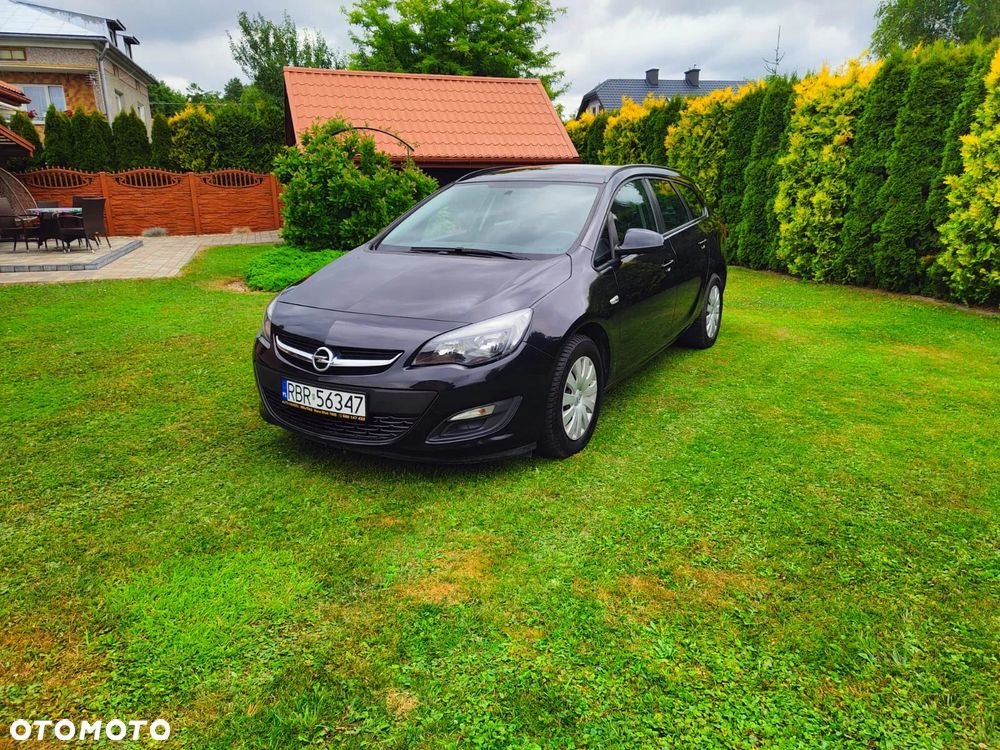 Opel Astra 1.6 D (CDTI) Dynamic - 2
