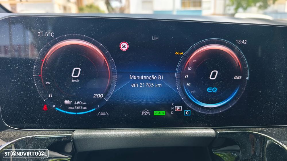 Mercedes-Benz EQA 250 AMG Line - 2