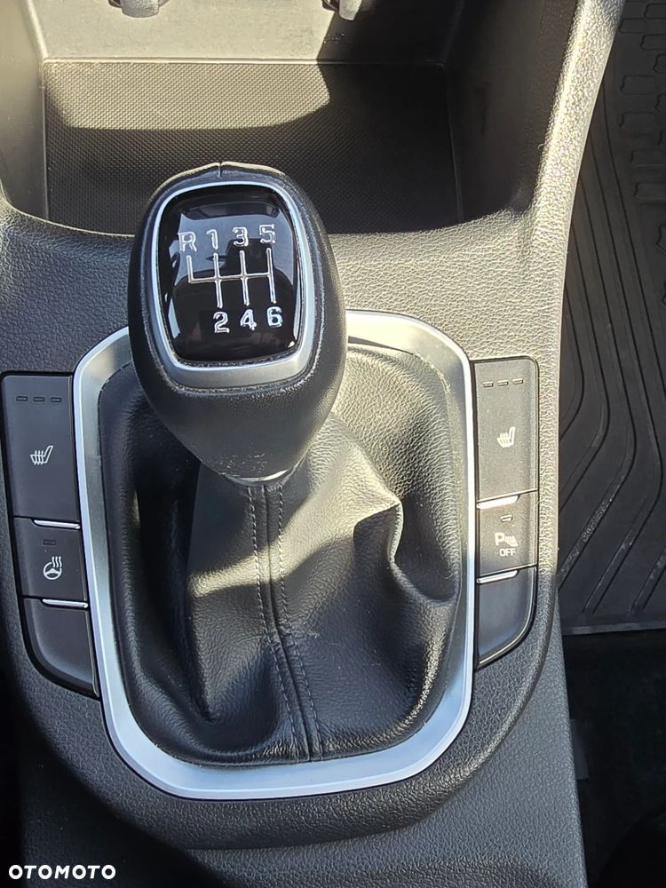 Hyundai i30 1.5 Pure - 22