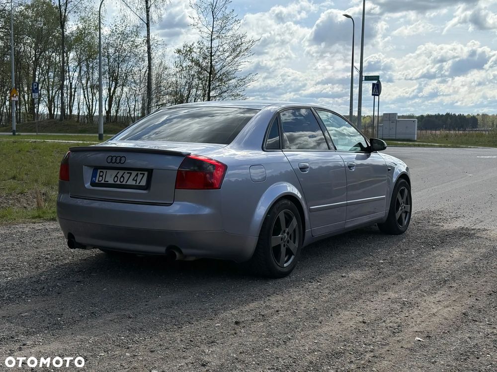 Audi A4 Limousine 1.8T Quattro - 3