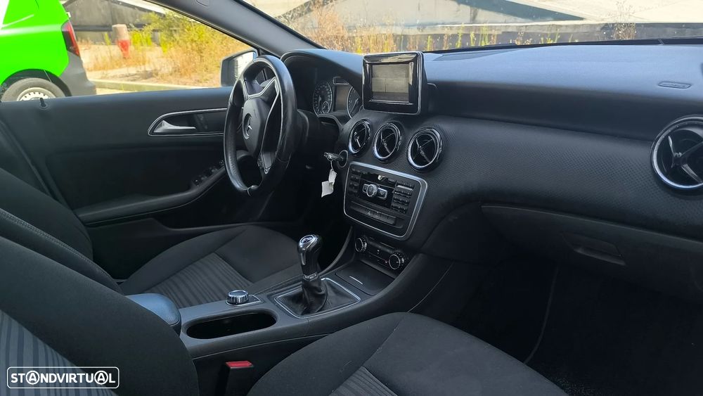 Mercedes-Benz A 180 CDI BlueEFFICIENCY - 5