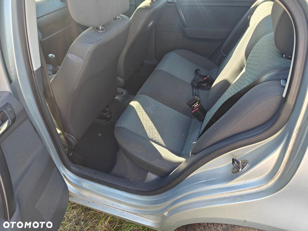 Volkswagen Polo 1.2 Comfortline - 25