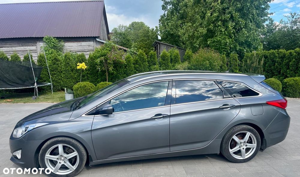 Hyundai i40 i40cw 1.7 CRDi Automatik Fifa World Cup Edition Gold - 12